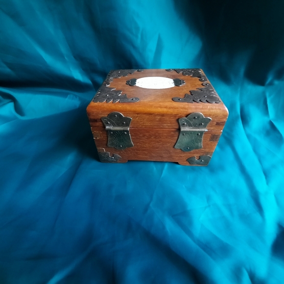 Vintage trinket boxes - Picture 5 of 12